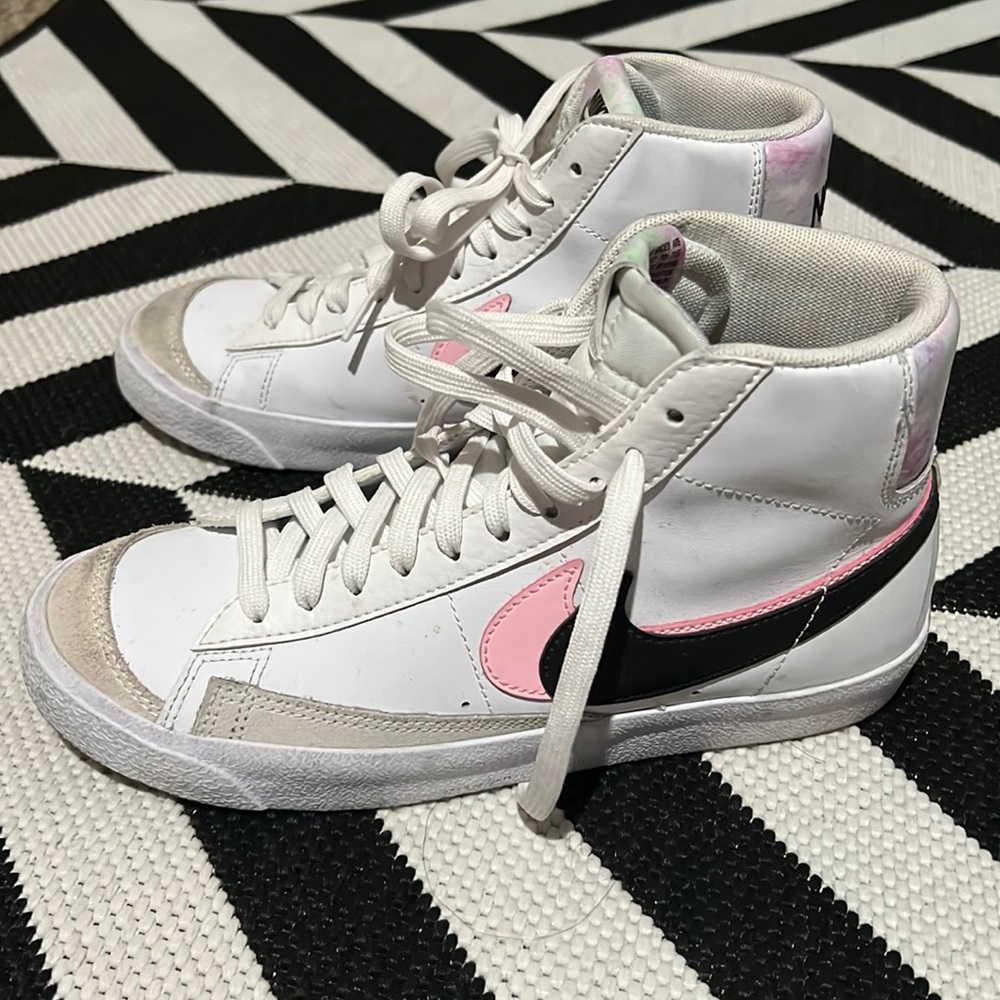 Nike blazer